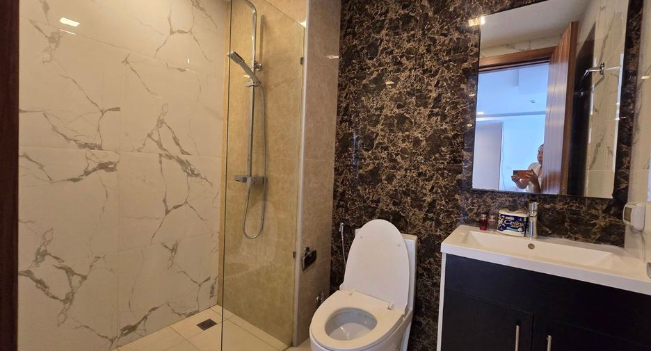 For sale 2 bedrooms condo in Bang Lamung, Chonburi