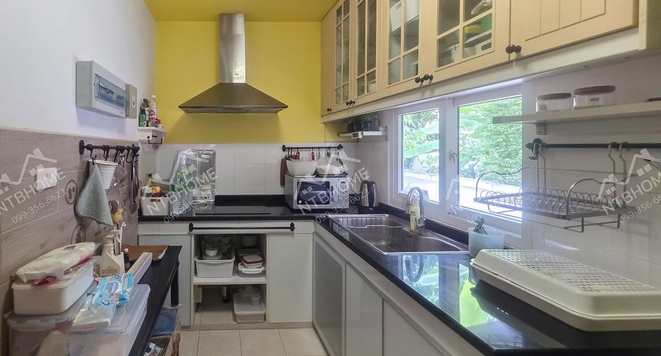 For sale 3 bedrooms house in Mueang Pathum Thani, Pathum Thani
