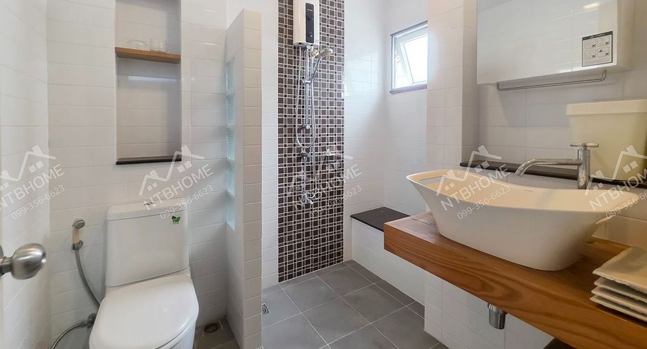 For sale 3 bedrooms house in Mueang Pathum Thani, Pathum Thani