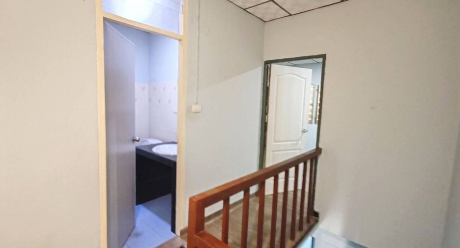 For sale 2 bedrooms townhouse in Pak Kret, Nonthaburi