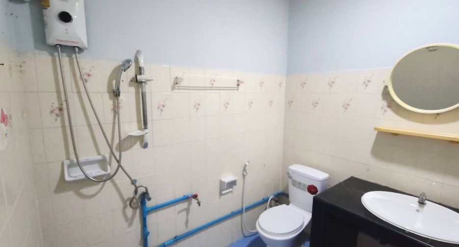 For sale 2 bedrooms townhouse in Pak Kret, Nonthaburi