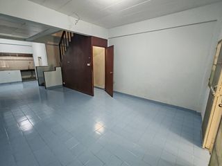 Продажа 2 спальни таунхаус в Pak Kret, Нонтабури