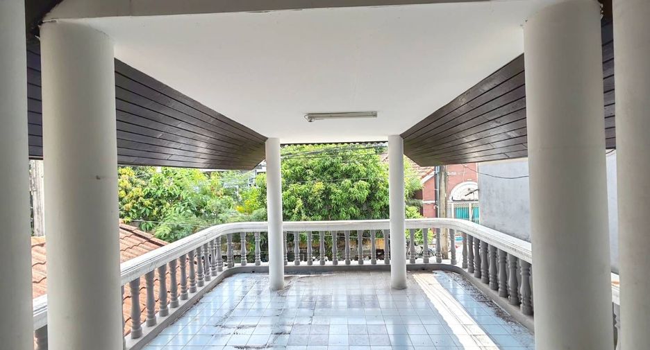 For sale 2 bedrooms townhouse in Pak Kret, Nonthaburi