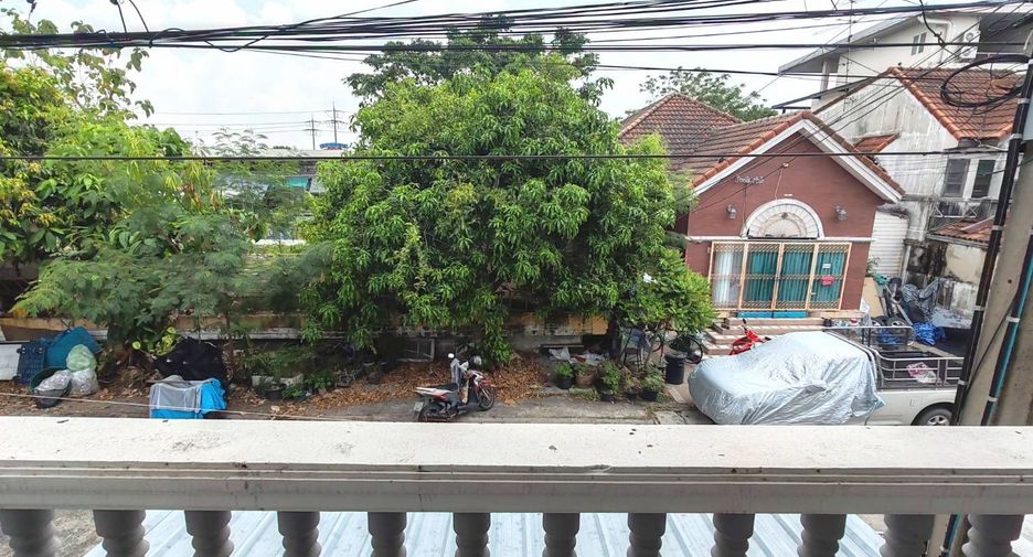 For sale 2 bedrooms townhouse in Pak Kret, Nonthaburi