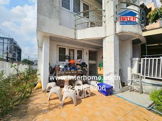 For sale 4 bedrooms townhouse in Lat Phrao, Bangkok