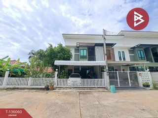 For sale 3 ベッドルーム townhouse in Mueang Nakhon Sawan, Nakhon Sawan
