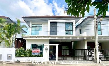 For sale 3 bedrooms house in Saphan Sung, Bangkok