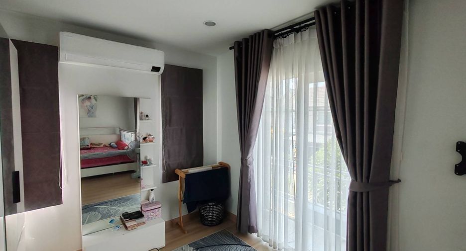 ขาย 4 ห้องนอน บ้านเดี่ยว ใน ไทรน้อย, นนทบุรี