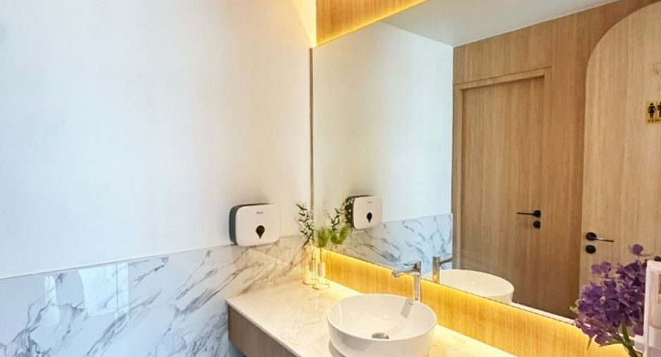 For sale 1 bed retail Space in Mueang Chon Buri, Chonburi