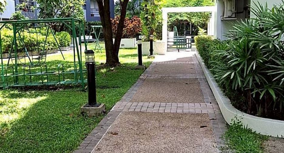 For rent 2 ベッドルーム condo in Khlong Toei, Bangkok