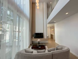 Villa en alquiler y en venta de 4 habitaciones en Hang Dong, Chiang Mai