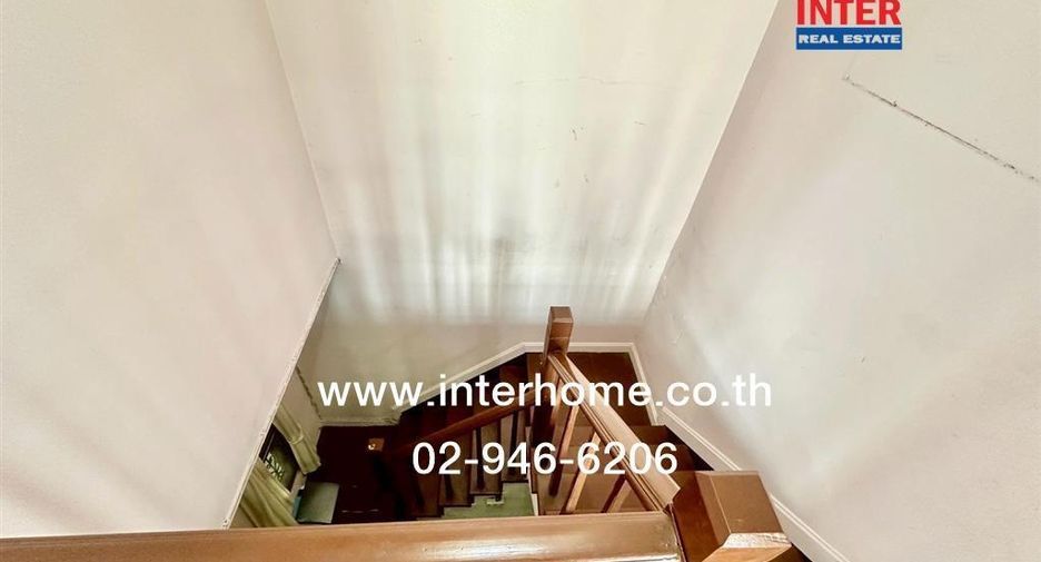 For sale 3 bedrooms townhouse in Khlong Luang, Pathum Thani