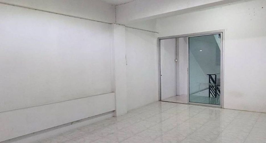 Продажа торговое помещение в Mueang Nonthaburi, Нонтабури