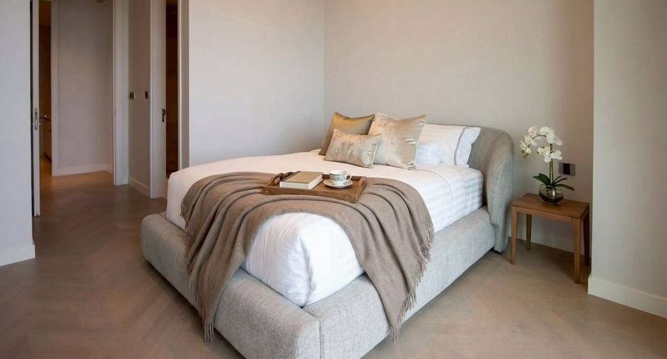 For rent and for sale 3 bedrooms condo in Sathon, Bangkok