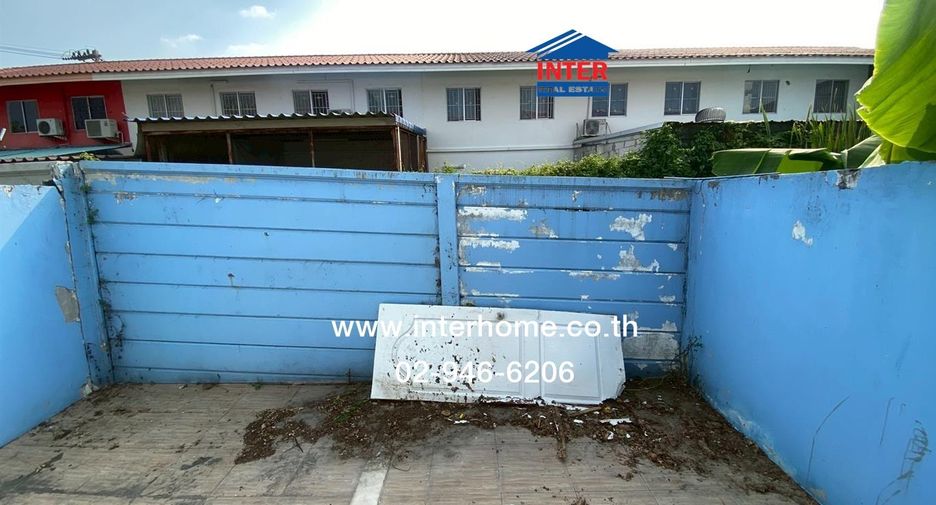 Reihenhaus zum Kauf mit 3 Zimmer in Sam Phran, Nakhon Pathom