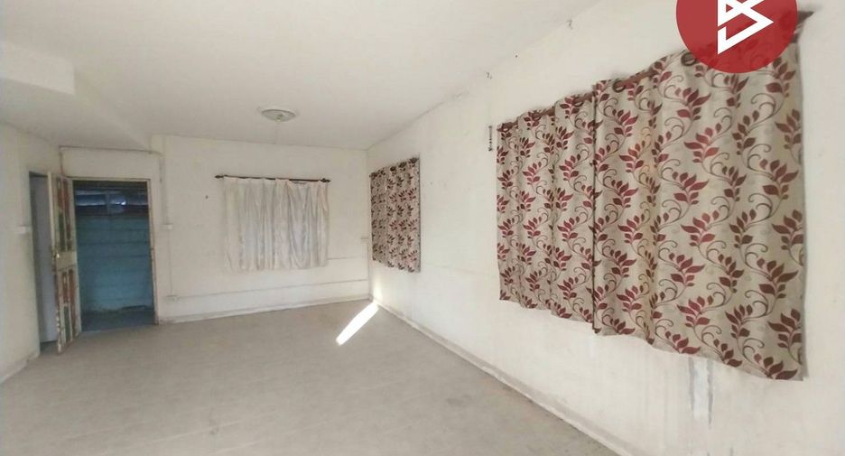 For rent and for sale 3 bedrooms townhouse in Mueang Chachoengsao, Chachoengsao