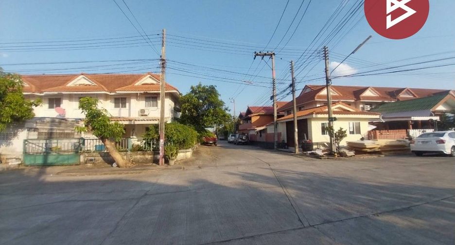 For rent and for sale 3 bedrooms townhouse in Mueang Chachoengsao, Chachoengsao