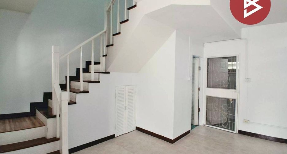 For sale 3 ベッドルーム townhouse in Mueang Chachoengsao, Chachoengsao