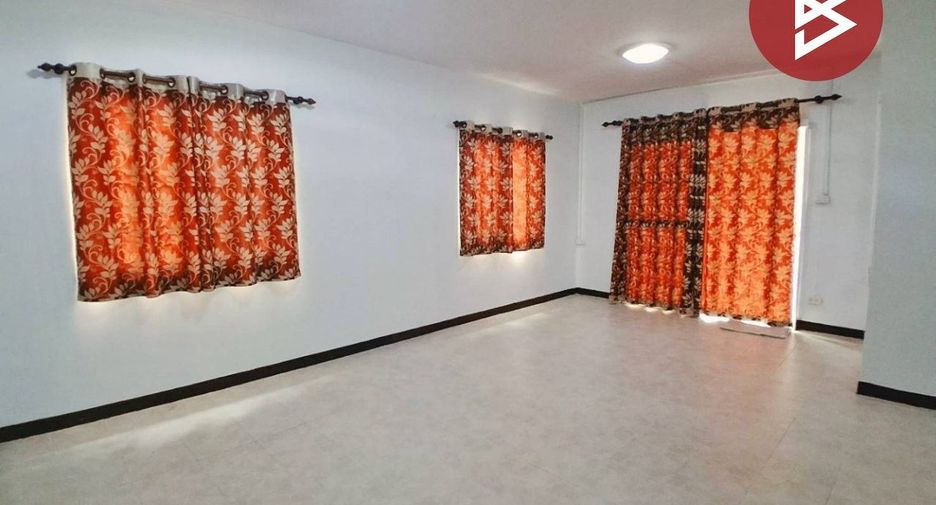 For sale 3 ベッドルーム townhouse in Mueang Chachoengsao, Chachoengsao