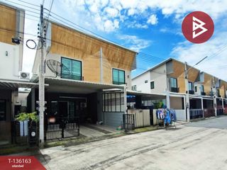 出售 2 卧室 联排别墅 在 Phan Thong, Chon Buri