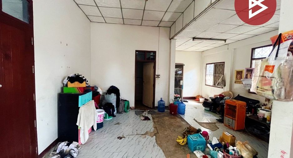 For sale 2 bedrooms house in Mueang Uthai Thani, Uthai Thani