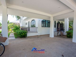 Villa zum Kauf mit 5 Zimmer in Hua Hin, Prachuap Khiri Khan