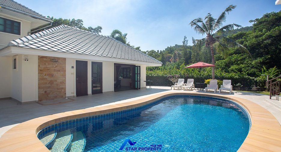 À vendre 5 chambres villa à Hua Hin, Prachuap Khiri Khan