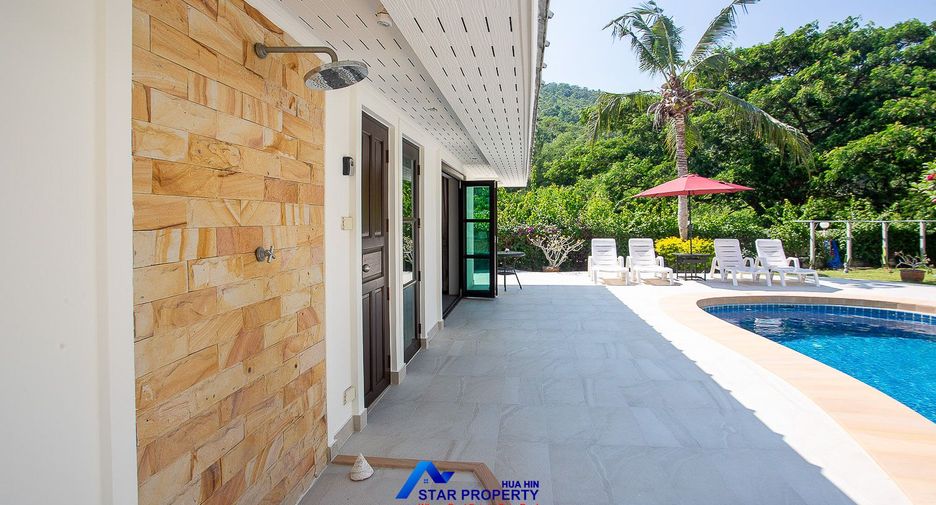 À vendre 5 chambres villa à Hua Hin, Prachuap Khiri Khan
