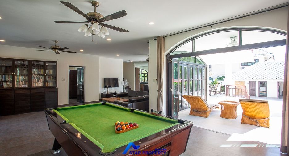À vendre 5 chambres villa à Hua Hin, Prachuap Khiri Khan