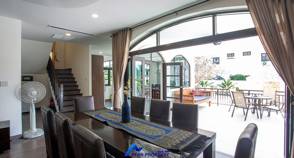 À vendre 5 chambres villa à Hua Hin, Prachuap Khiri Khan