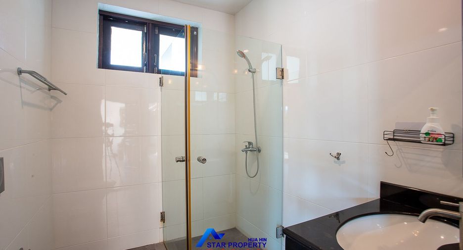 À vendre 5 chambres villa à Hua Hin, Prachuap Khiri Khan