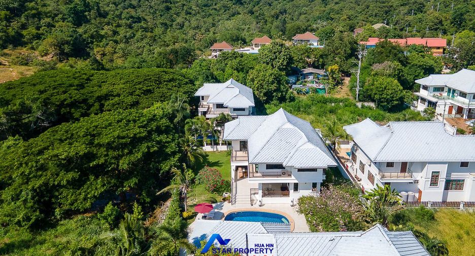 À vendre 5 chambres villa à Hua Hin, Prachuap Khiri Khan