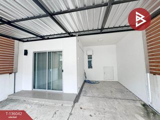 Reihenhaus zum Kauf mit 3 Zimmer in Nong Chok, Bangkok