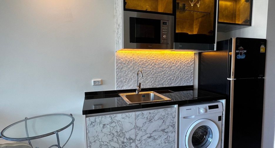 For sale 1 bed condo in Bang Lamung, Chonburi