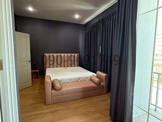 For rent 4 bedrooms townhouse in Chom Thong, Bangkok