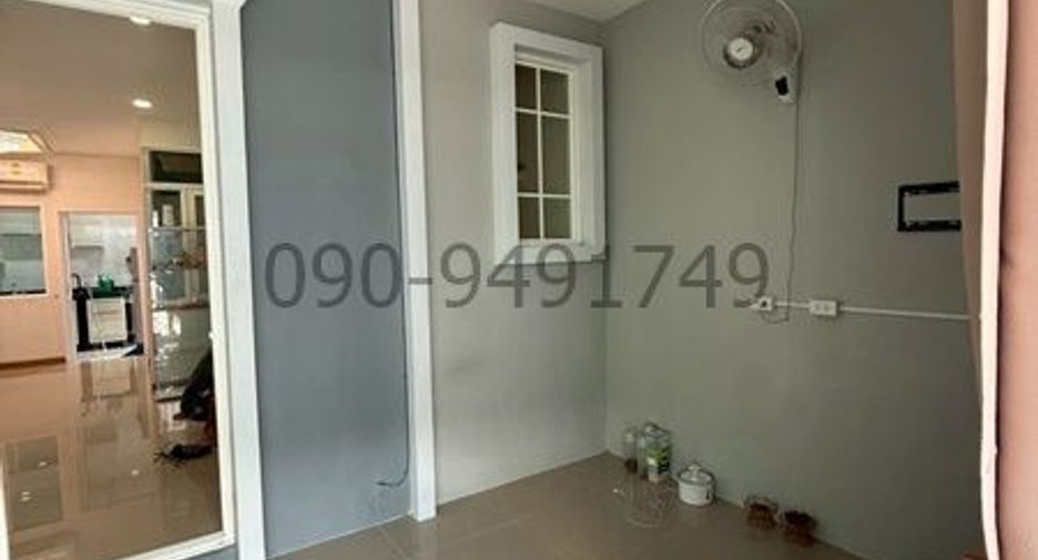 Reihenhaus zur Miete mit 4 Zimmer in Chom Thong, Bangkok