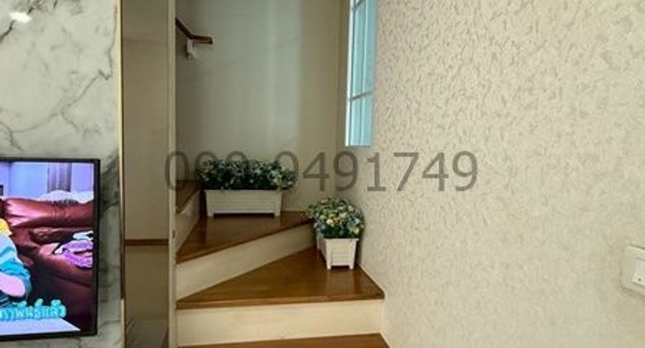 Reihenhaus zur Miete mit 4 Zimmer in Chom Thong, Bangkok