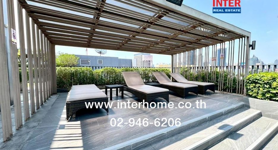 For sale 1 bed condo in Huai Khwang, Bangkok