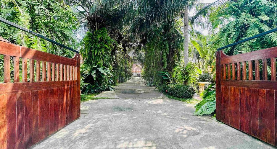 Villa zur Miete und zum Kauf mit 4 Zimmer in East Pattaya, Pattaya