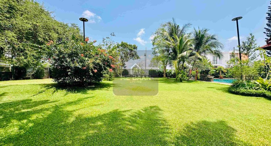 Villa zur Miete und zum Kauf mit 4 Zimmer in East Pattaya, Pattaya