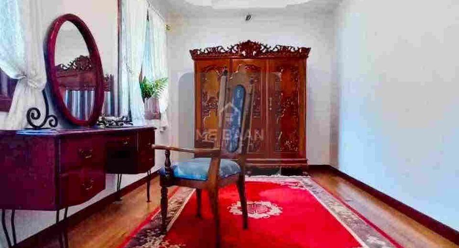 Villa zur Miete und zum Kauf mit 4 Zimmer in East Pattaya, Pattaya