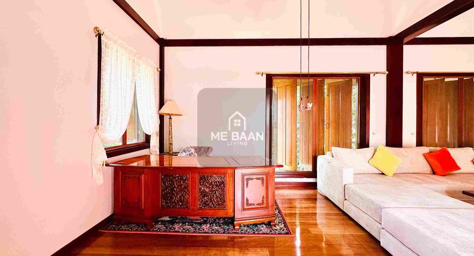 Villa zur Miete und zum Kauf mit 4 Zimmer in East Pattaya, Pattaya