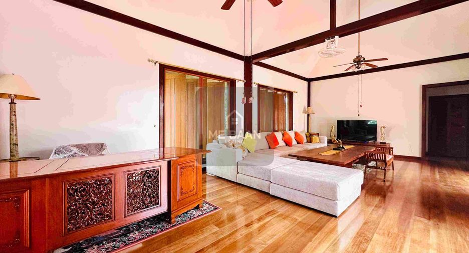 Villa zur Miete und zum Kauf mit 4 Zimmer in East Pattaya, Pattaya