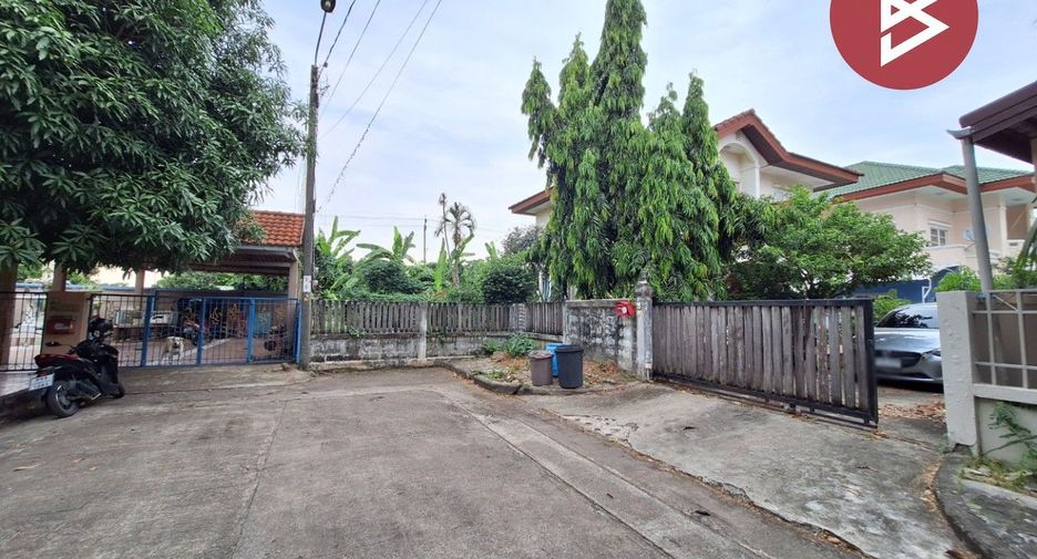 For sale 3 bedrooms house in Nong Chok, Bangkok
