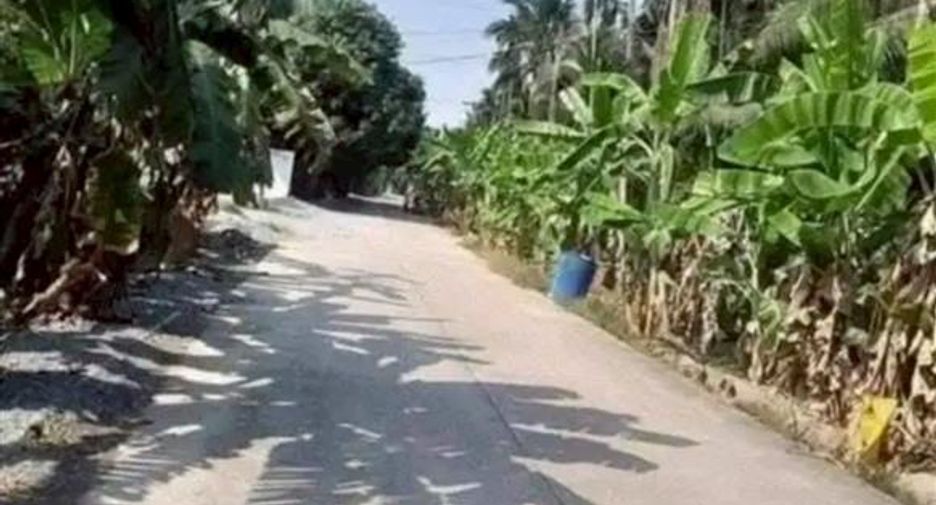 Terreno en venta en Sam Phran, Nakhon Pathom