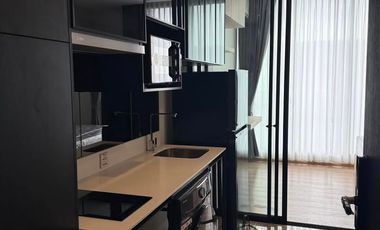 Wohnung zur Miete und zum Kauf mit 1 Zimmer in Phaya Thai, Bangkok