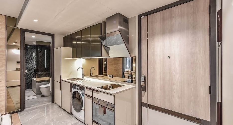 For rent 1 bed condo in Watthana, Bangkok