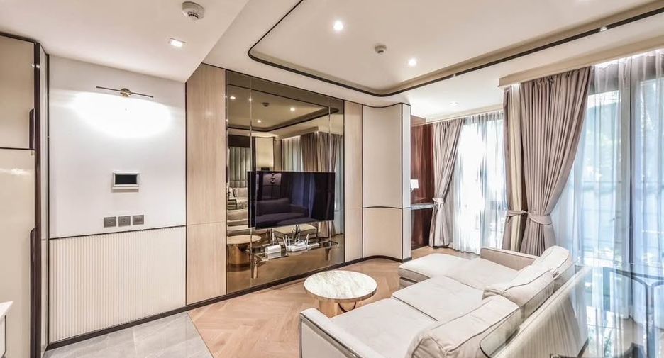 For rent 1 bed condo in Watthana, Bangkok