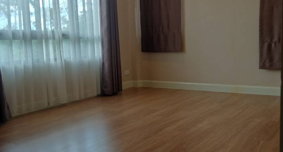 For rent 4 bedrooms house in Bang Khen, Bangkok