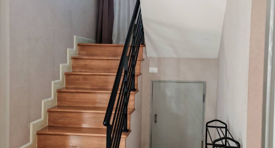 For rent 4 bedrooms house in Bang Khen, Bangkok